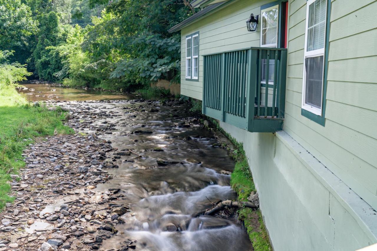 Newly Remodeled Motel In Gatlinburg! Экстерьер фото